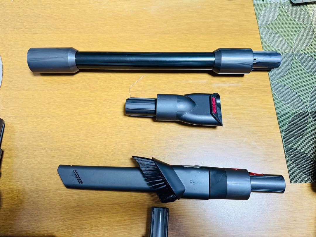 中古品 ダイソン SV19 コードレスクリーナー スタンド(小)付き [34]