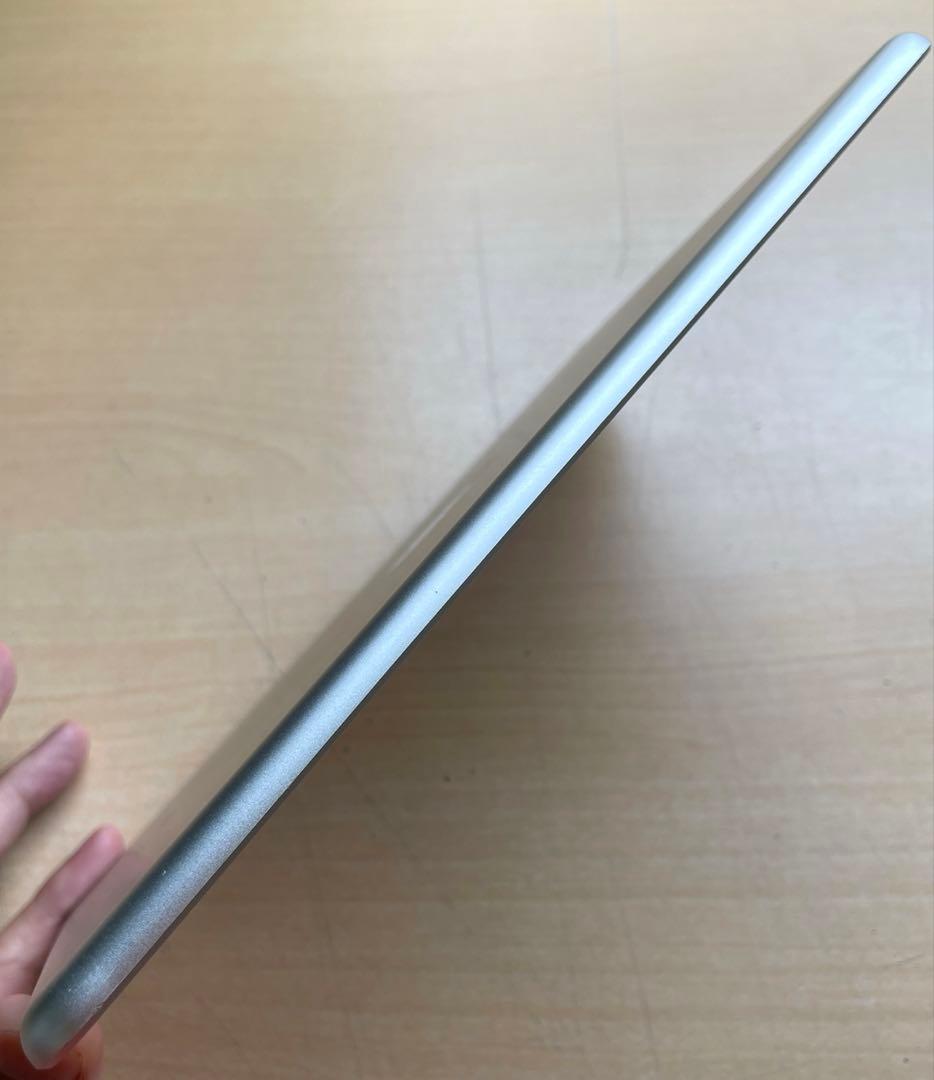 iPad 第6世代　A1893　Wi-Fiモデル　シルバー　32GB 美品　#7