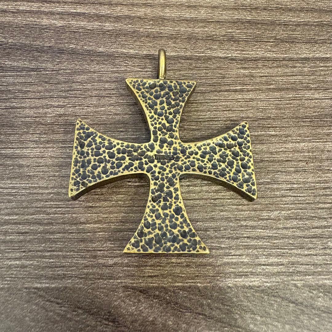 【未使用 新品】WEIRDO アイアンクロス　ネックレス　十字架