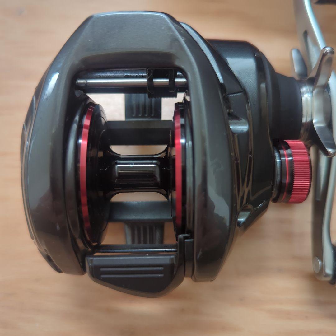 オ*ナ様 SHIMANO 24Scorpion MD 300XGLH ベイトリー