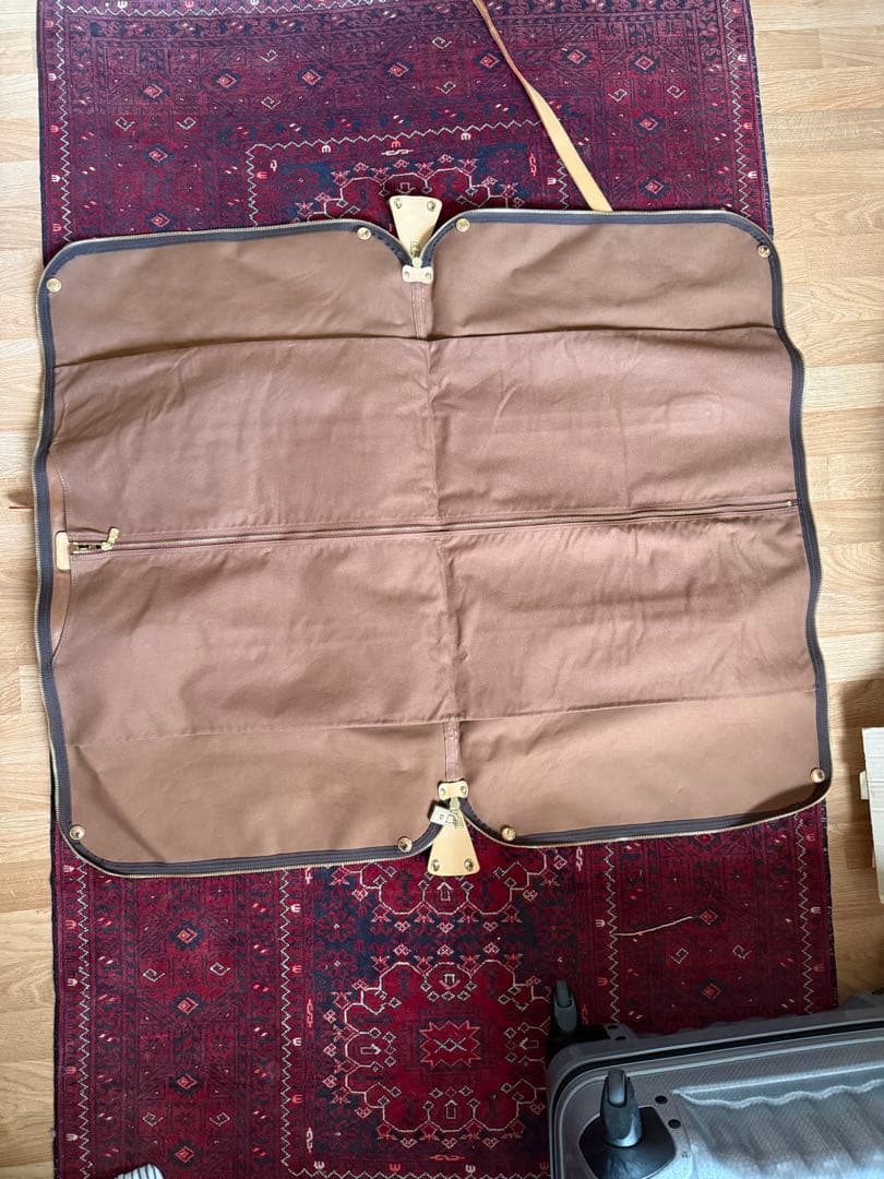 ルイビトン　カブール　2way ガーメット　スーツカバー