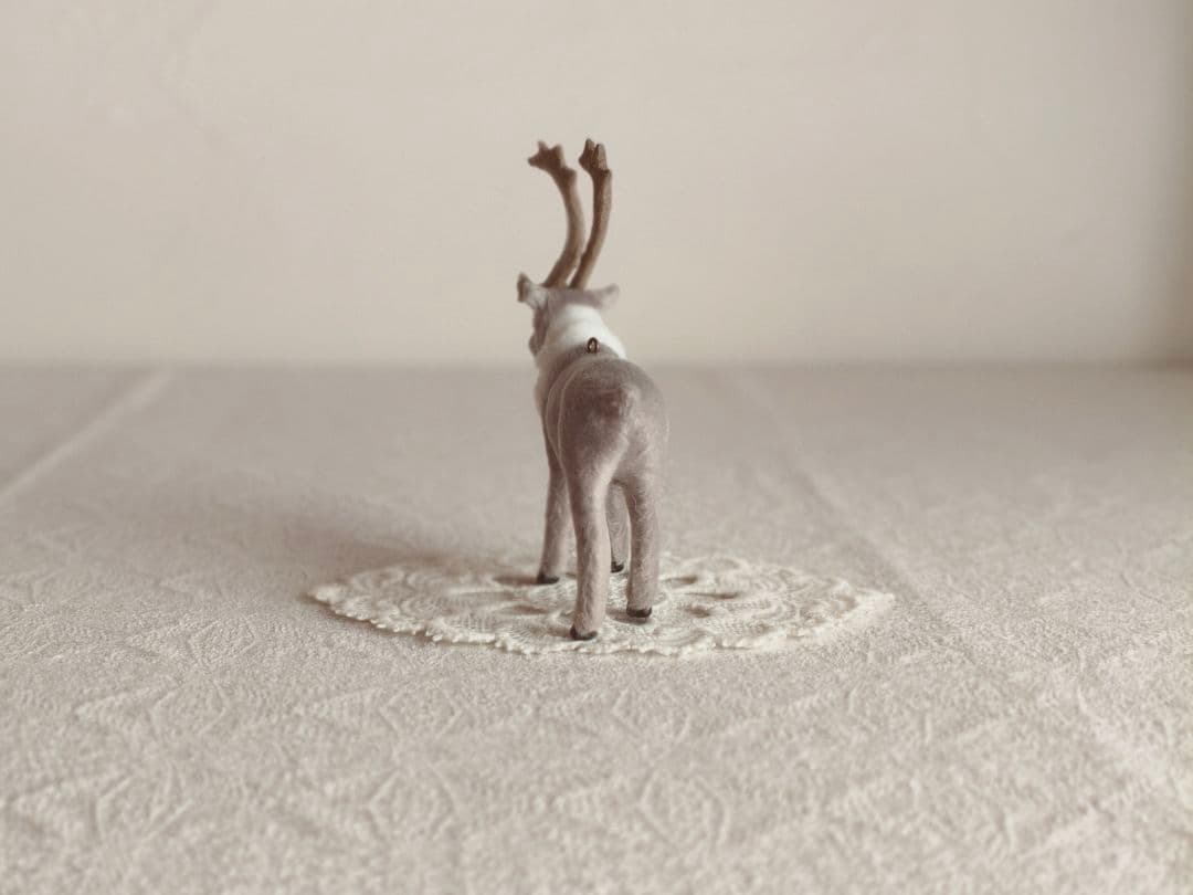 【まーちゃんさま】ornament ❀ * グレーのステキなトナカイさん