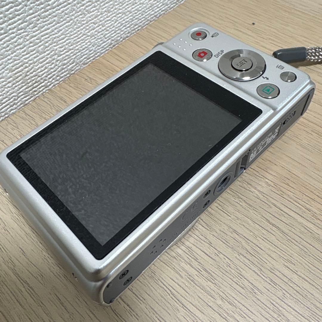 CASIO EXILIM EX-ZS100 デジタルカメラ