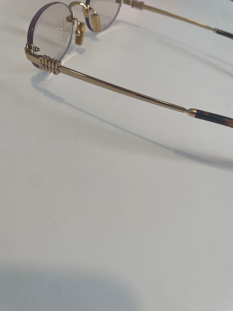 miumiu リムレスメガネ