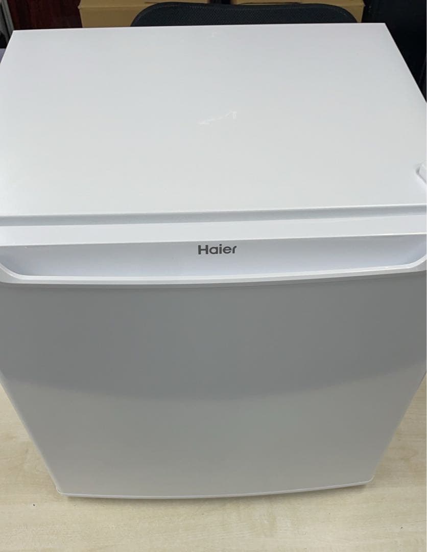 ★中古美品ハイアール 冷蔵庫 1ドア直冷式冷蔵庫 40L JR-N40J-W