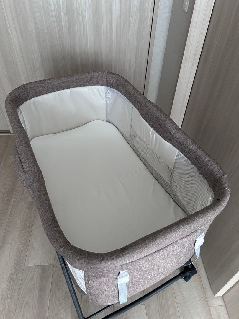 ZOOBLYベビーベッド 折りたたみ式 ベージュ