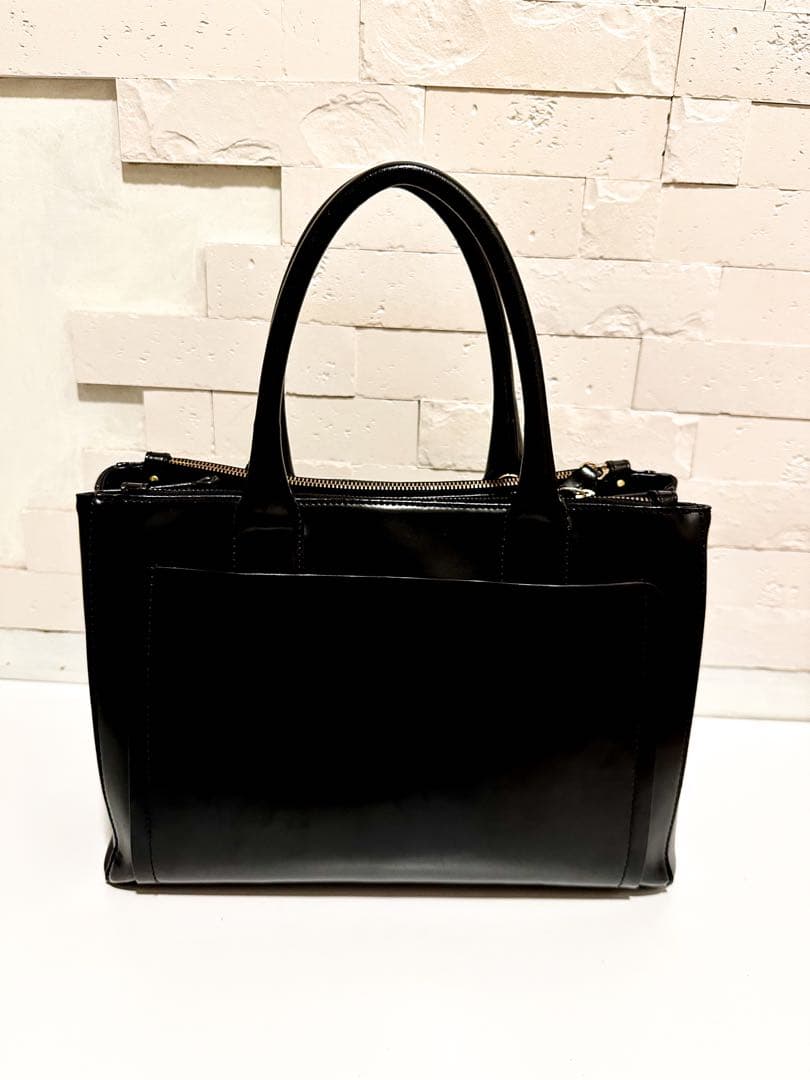 PELLICO ペリーコ　レザーバッグ　ブラック