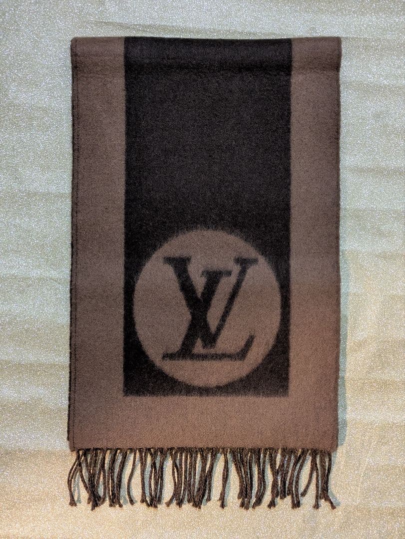 極美品　ルイヴィトン　LOUISVUITTON　エシャルプカーディフ　マフラー