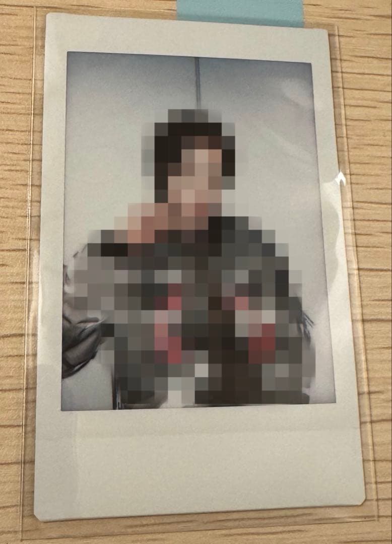 xikers 251115 ミペン ハンター ポラロイド チェキ