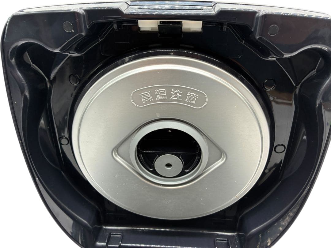 タイガーIH炊飯ジャー 5.5合炊き 2023年製　JPW-10E9