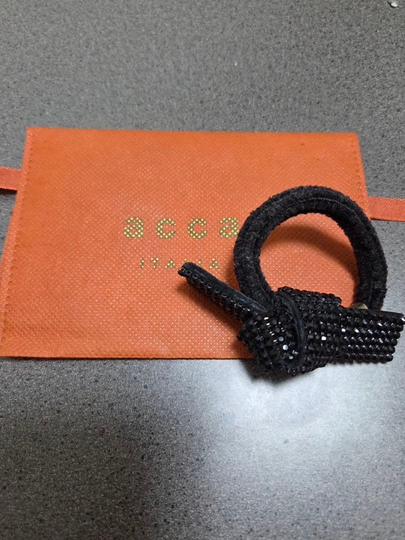 アッカ　acca オードリードレスポニー　黒