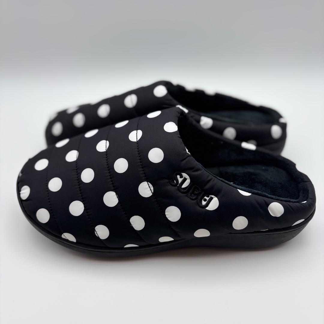 SUBU★IVE レイ着用★冬用　サンダル　ドット　DOTS ジェニ　０ 人気