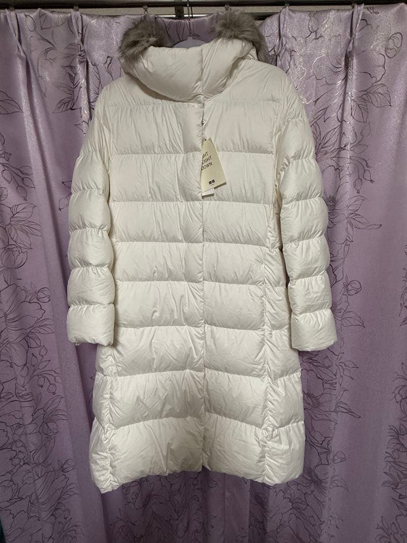 ユニクロ　UNIQLO ダウン　コート　フード　ホワイト　白　XL 未使用
