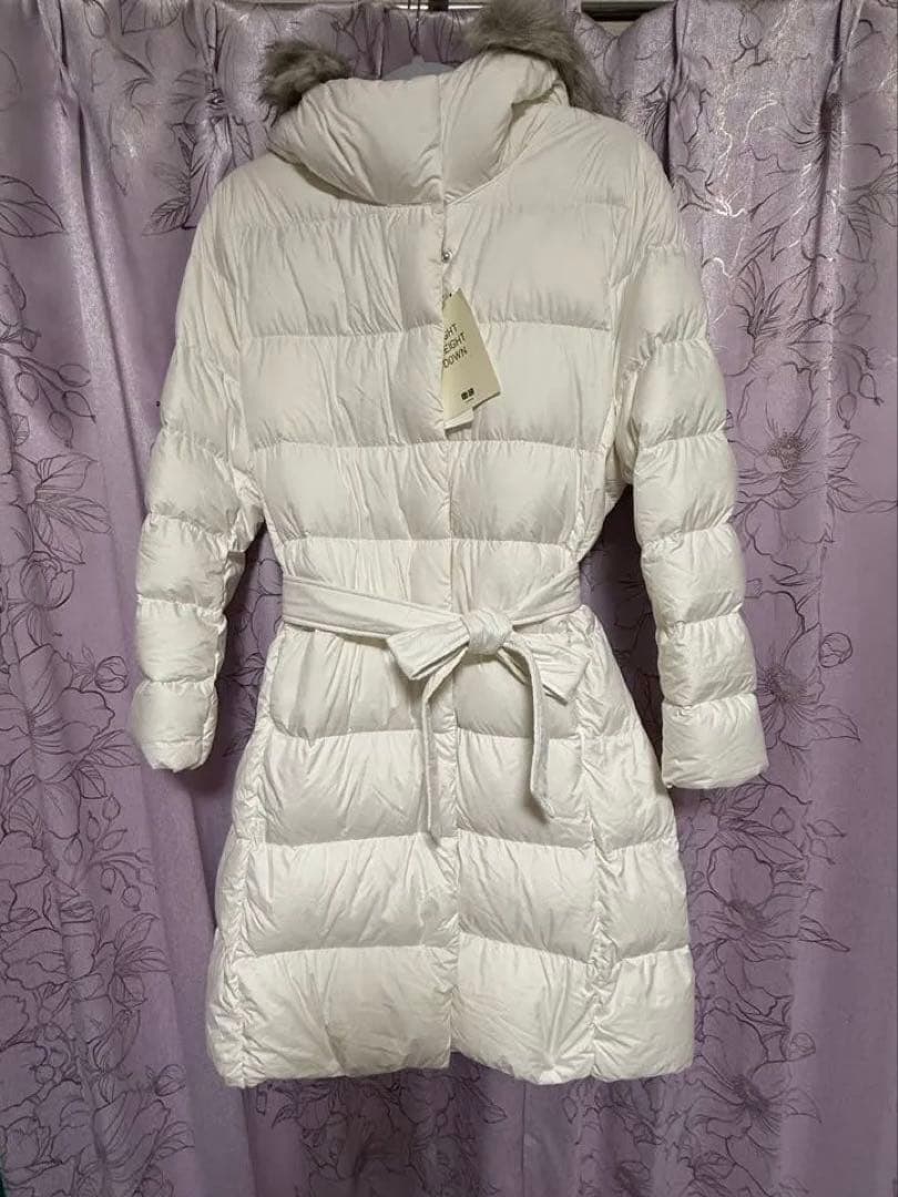 ユニクロ　UNIQLO ダウン　コート　フード　ホワイト　白　XL 未使用