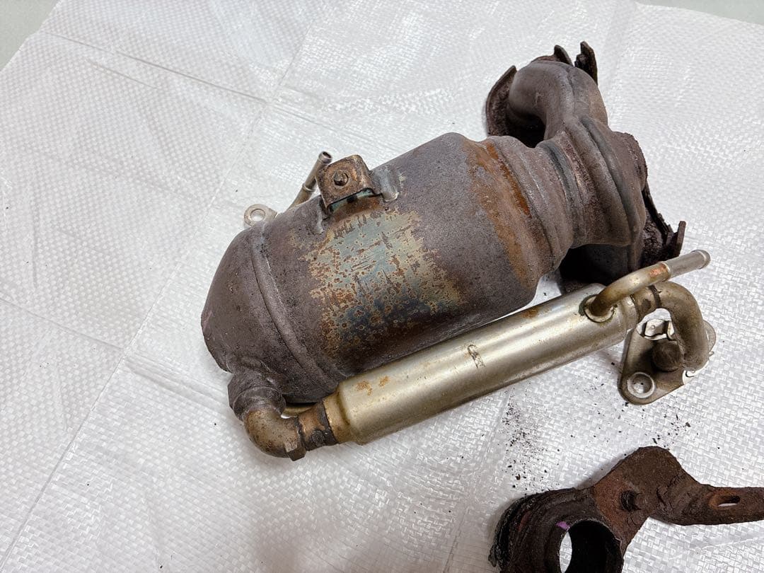 ダイハツ タントカスタム LA600S 純正触媒　レアメタル素材用