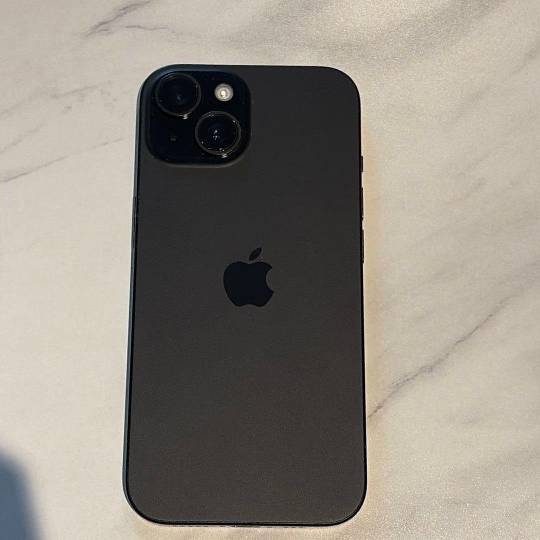 iPhone15 128GBブラックSIMフリー