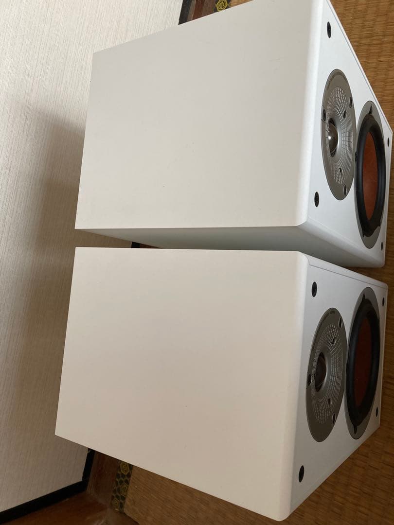 DALI SPEKTOR2 ホワイト