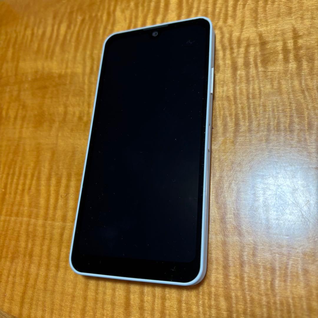 美品　AQUOS wish3 オリーブグリーン