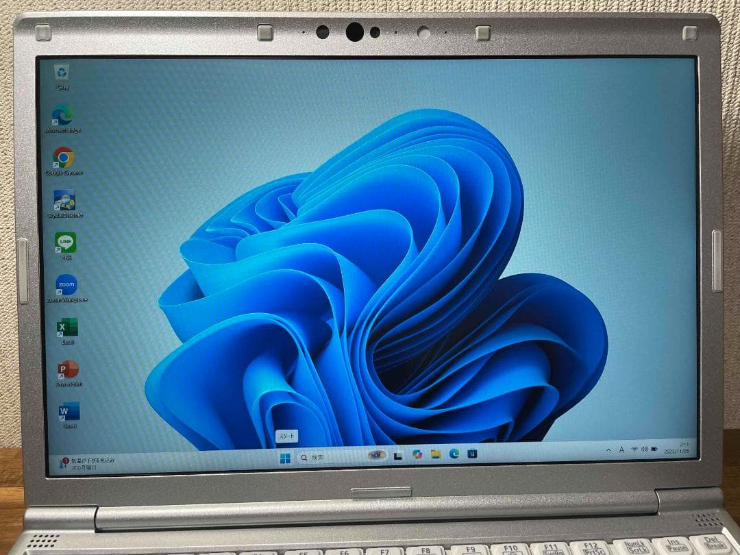 Win11 Office搭載 CF-SV8 メモリ8GB 新品SSD256GB