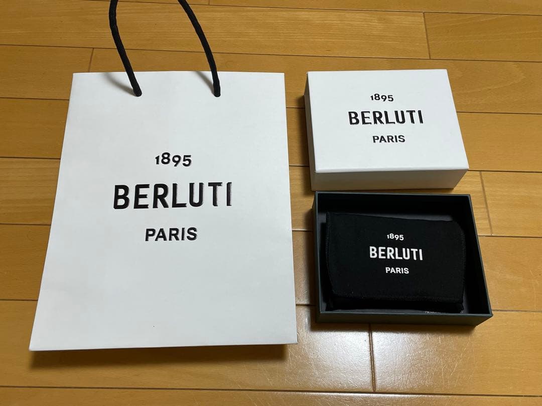 【新品・未使用・美品】ベルルッティ インブイア カリグラフィ カードホル