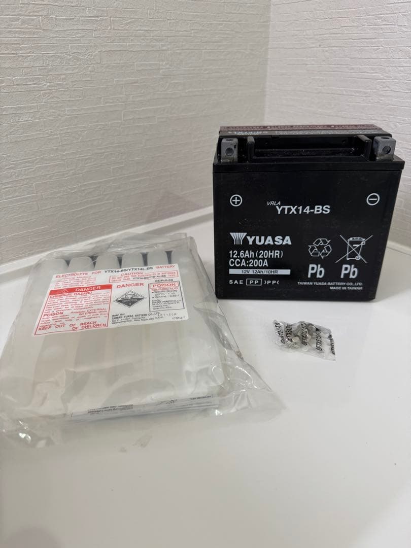 YUASA YTX14-BS バッテリー 12V 12.6Ah