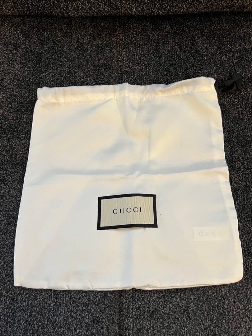 GUCCI ブラックレザー GGマーモント　ロゴ ベルト