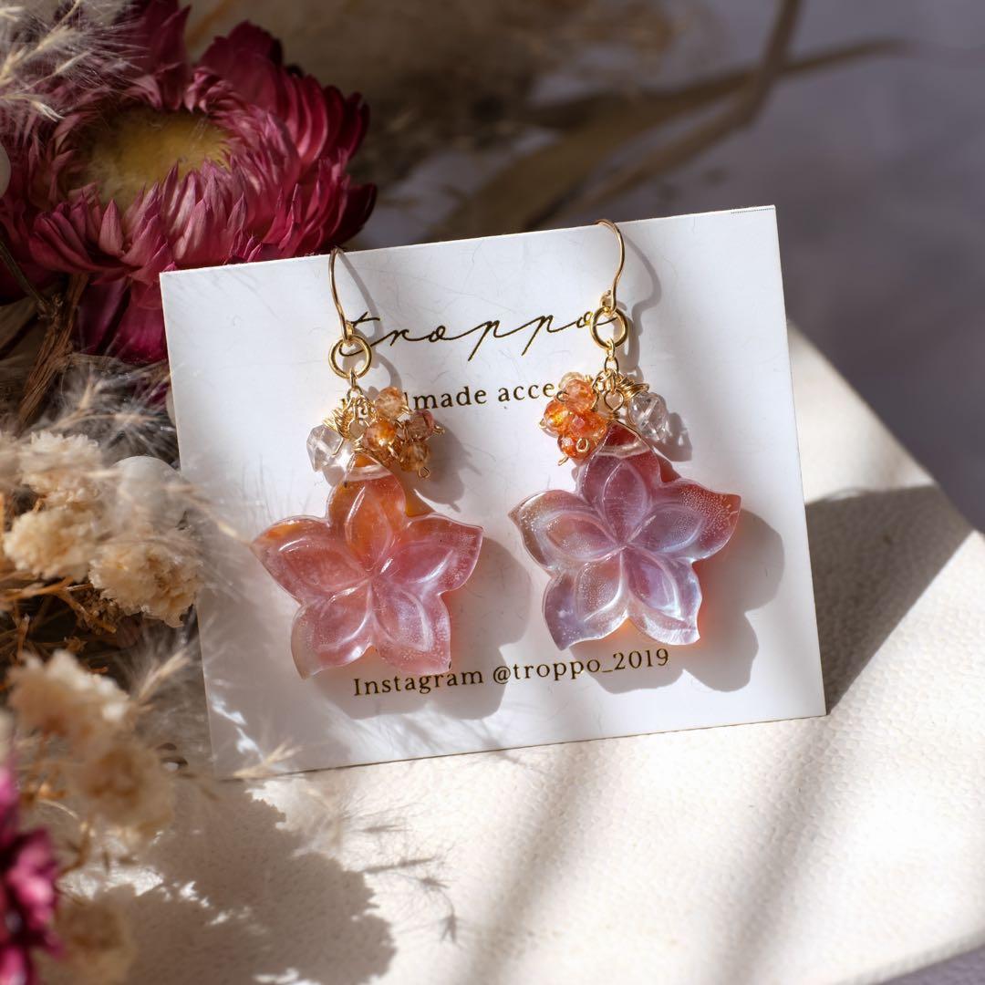 Q's B 14kgfダブルプルメリアカービングピアス