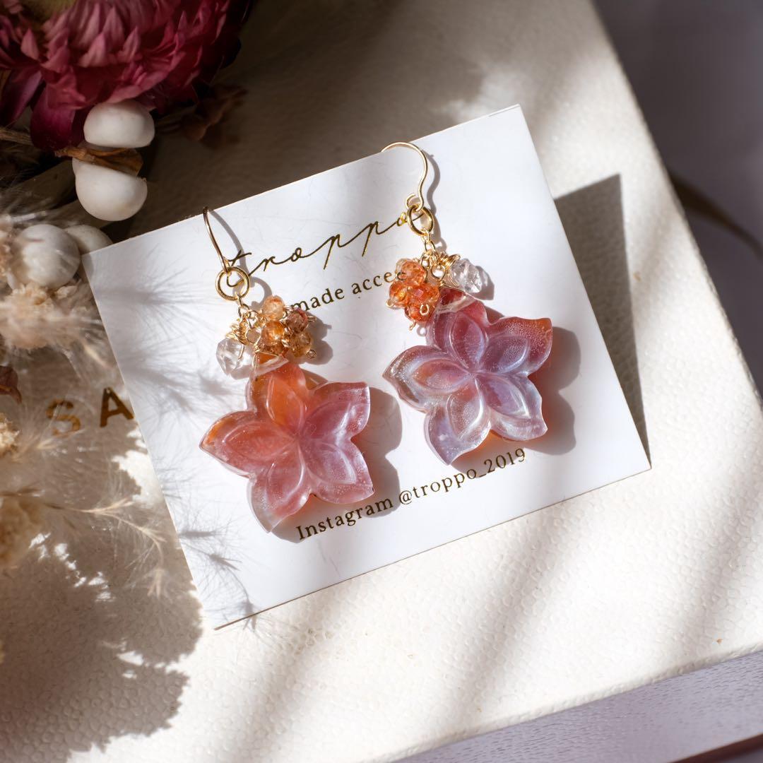 Q's B 14kgfダブルプルメリアカービングピアス