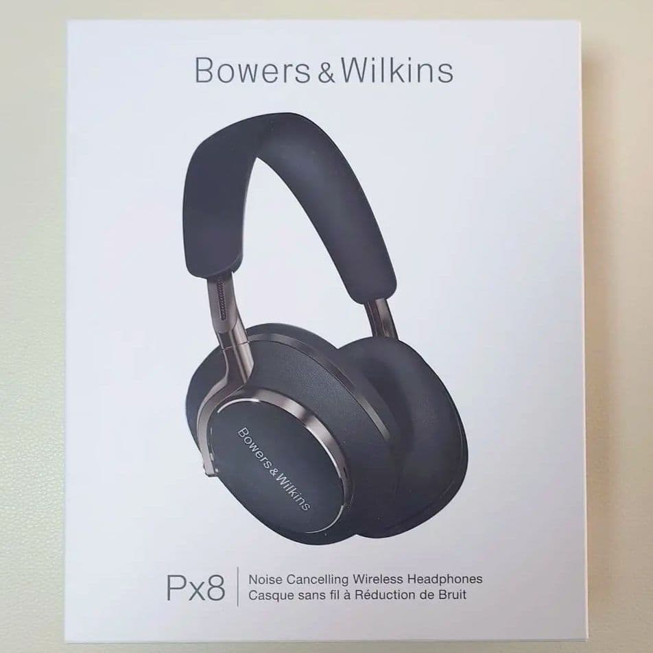 Bowers&Wilkins Px8　ブラック