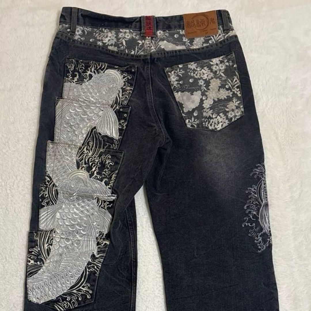 絡繰魂 Karakuri ブラックデニム W32 鯉刺繍 シルバー 5連ポケット