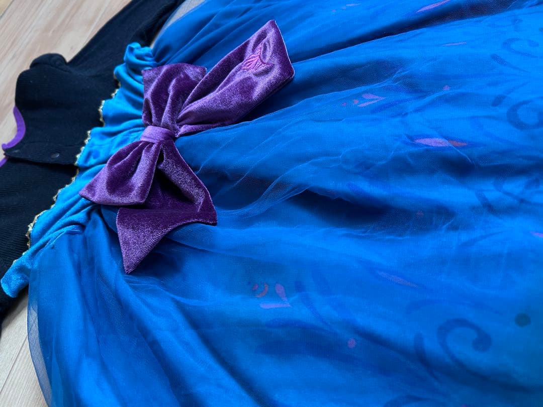 新品　リトシー　エルサ　ワンピース、ケープ、靴下セット110 しまむら　アナ雪