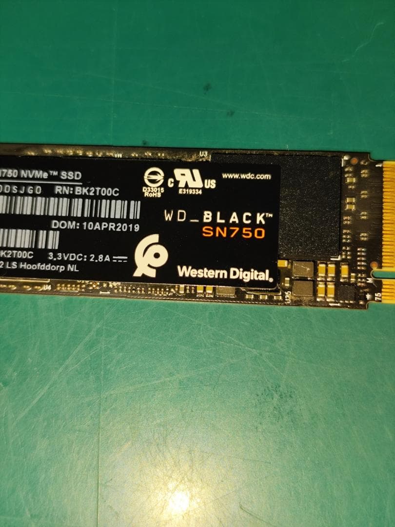 内蔵型SSD SSD M.2 2280 / WD BLACK SN750 NVMe 250GB