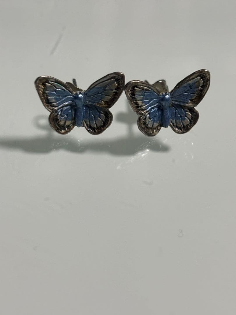 あおばくん着用 Justine Clenquet Alan 蝶々 ピアス