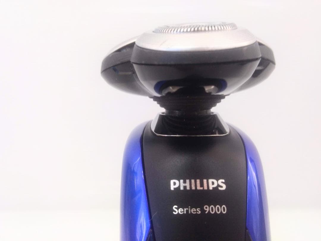 ●フィリップス●電気シェーバー●72枚刃 回転式● 丸洗い可
