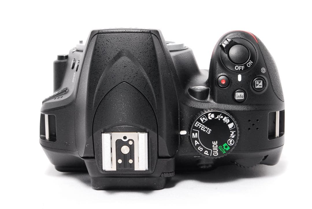 美品◆Nikon D3400◆一眼レフカメラ◆AF-Pレンズ◆WiFiで楽々転送