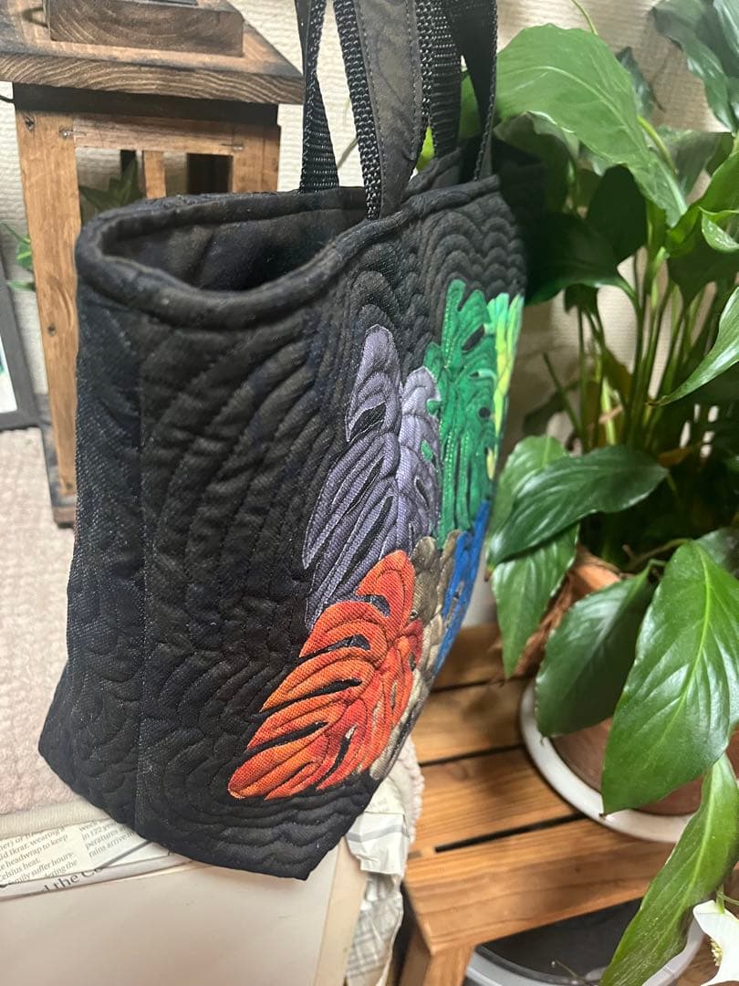 ハワイアンキルト　ハワイアンキルトバッグ　モンステラ　パッチワーク