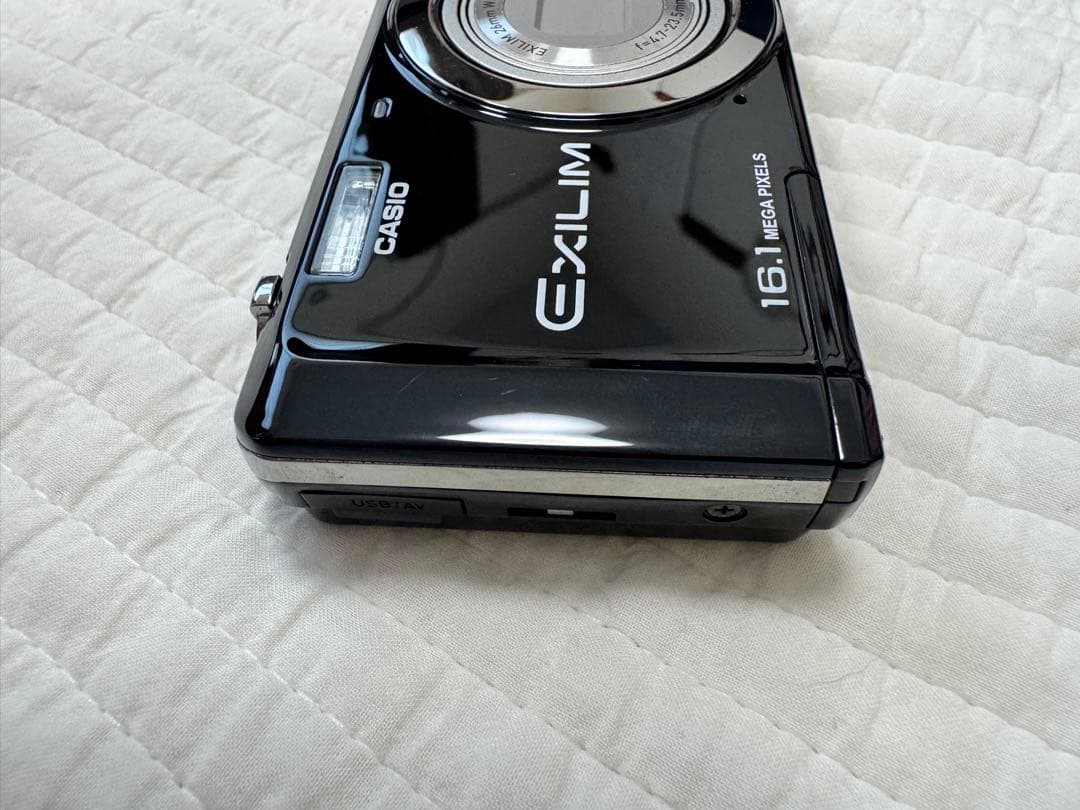 真*雪様 CASIO EXILIM16.1メガピクセル デジカメ カシオ エクス