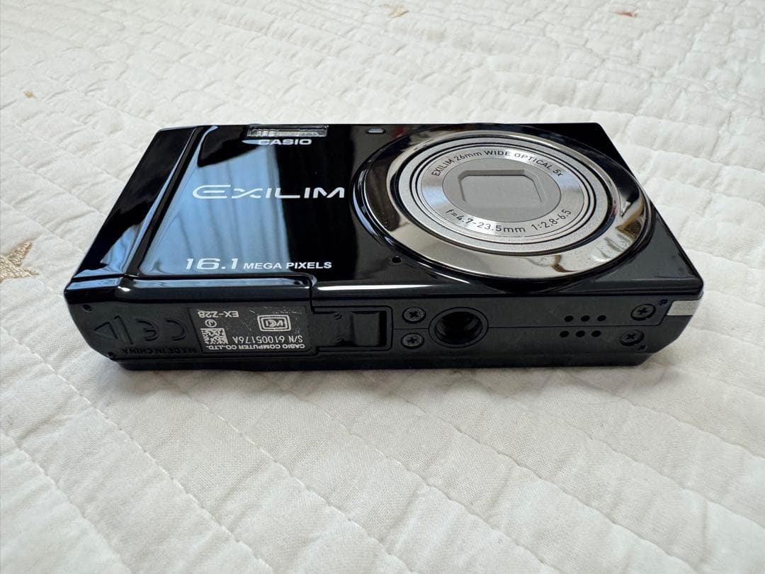 真*雪様 CASIO EXILIM16.1メガピクセル デジカメ カシオ エクス