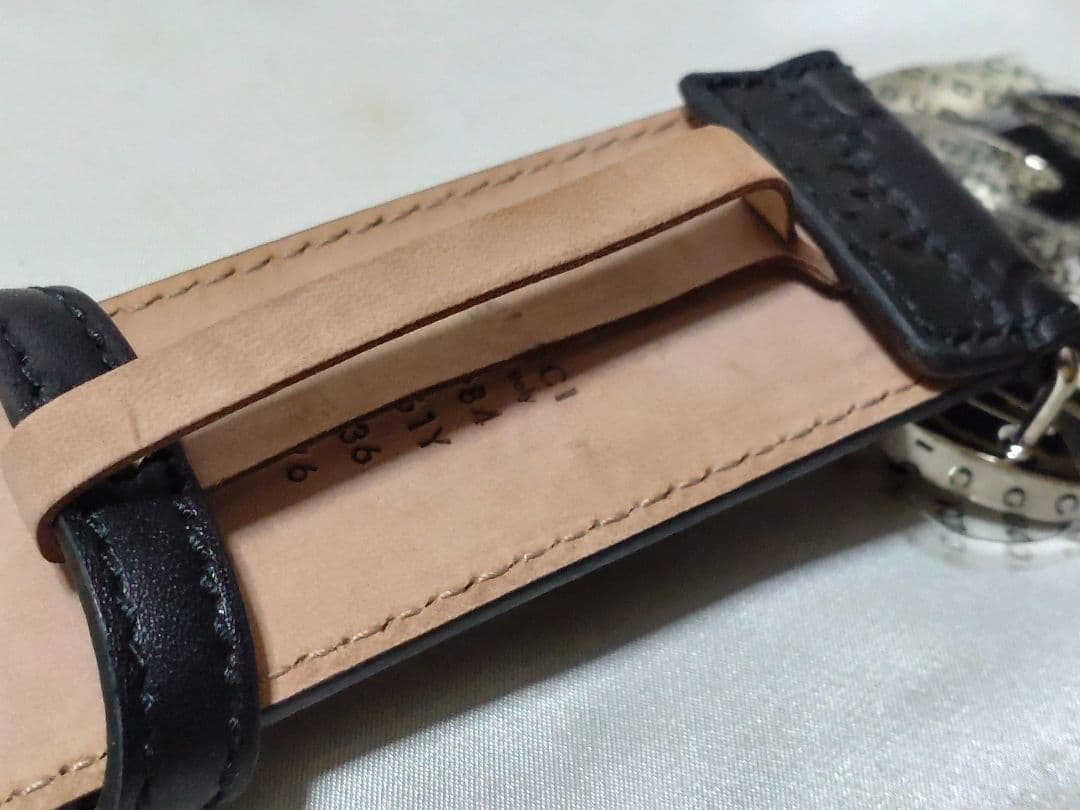 新品未使用品　GUCCIグッチシマレザーインターロッキングG バックルベルト９０