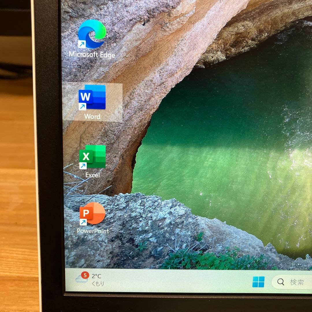 富士通　LIFEBOOK SH75/M HDD1TB