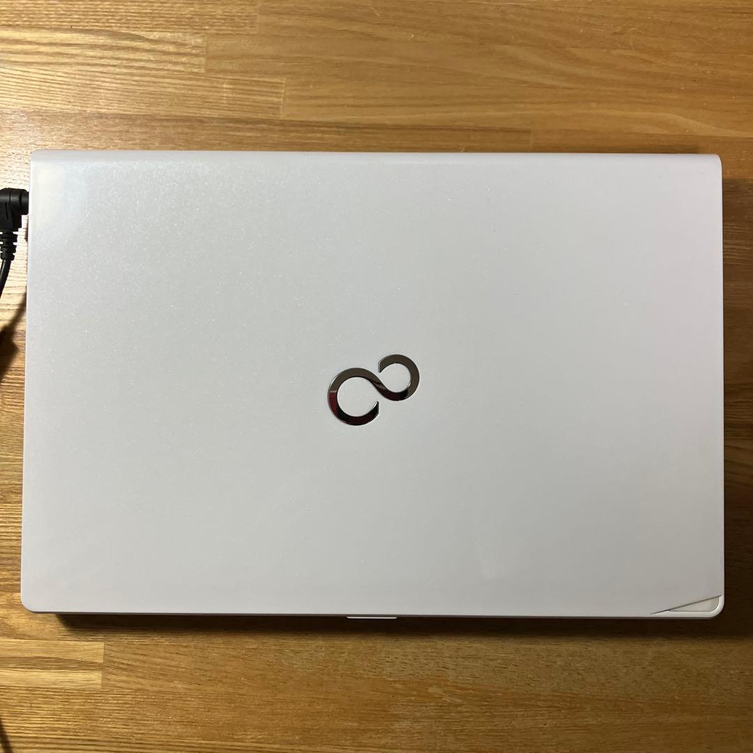 富士通　LIFEBOOK SH75/M HDD1TB