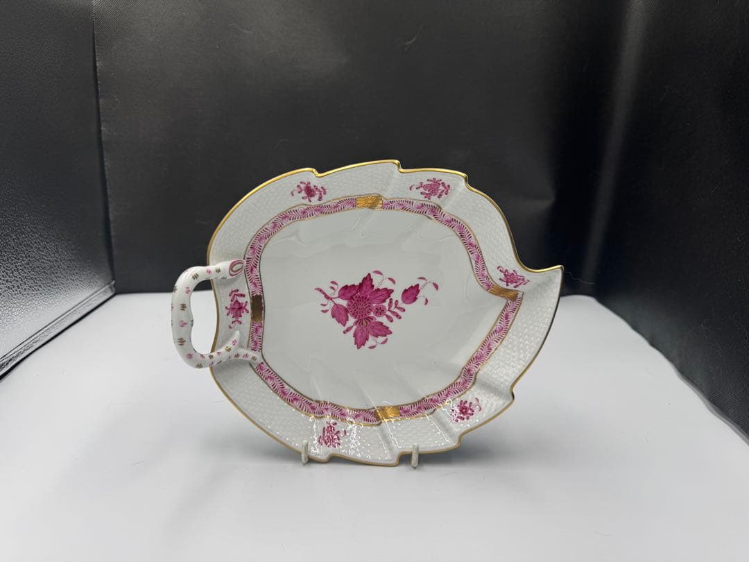 ヴィンテージ ハンガリー　ヘレンド。 アポニーのピンク　リーフディッシュ