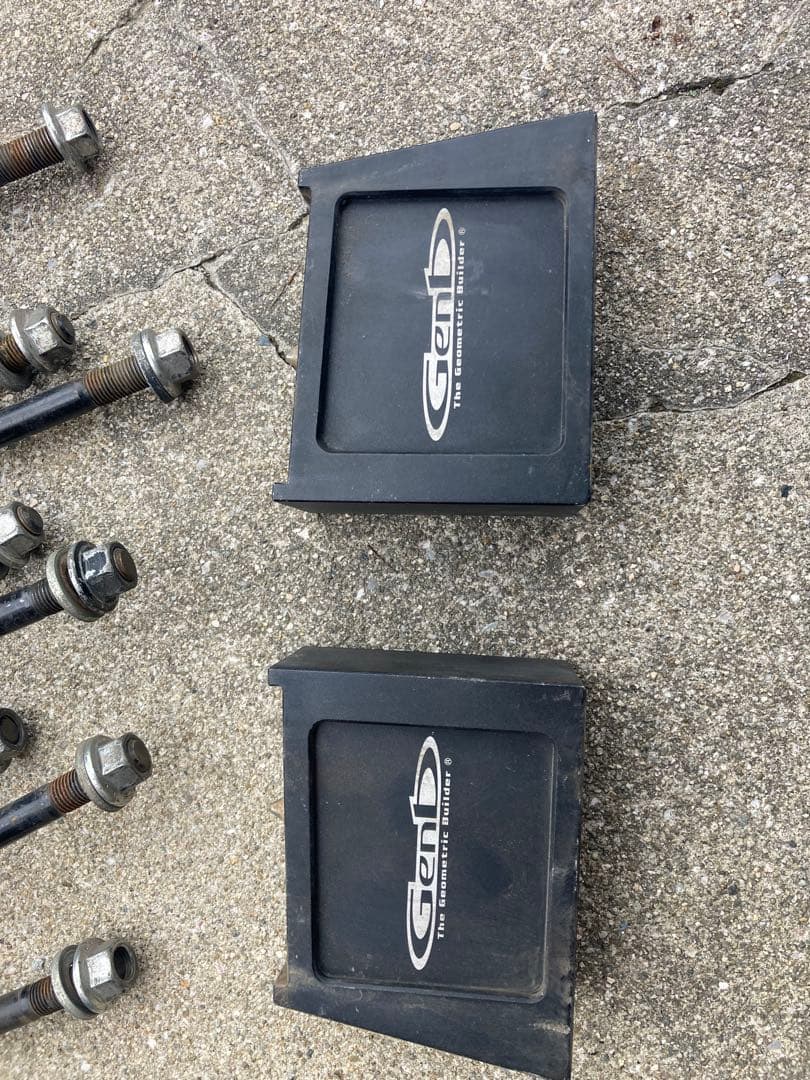 ★4インチ★ ハイエース 玄武 4インチダウンブロック 検)ローダウン genb