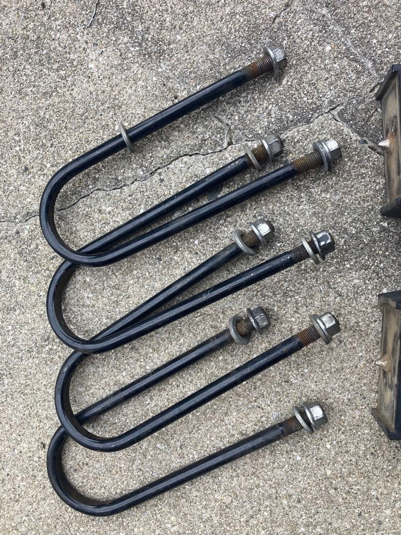 ★4インチ★ ハイエース 玄武 4インチダウンブロック 検)ローダウン genb