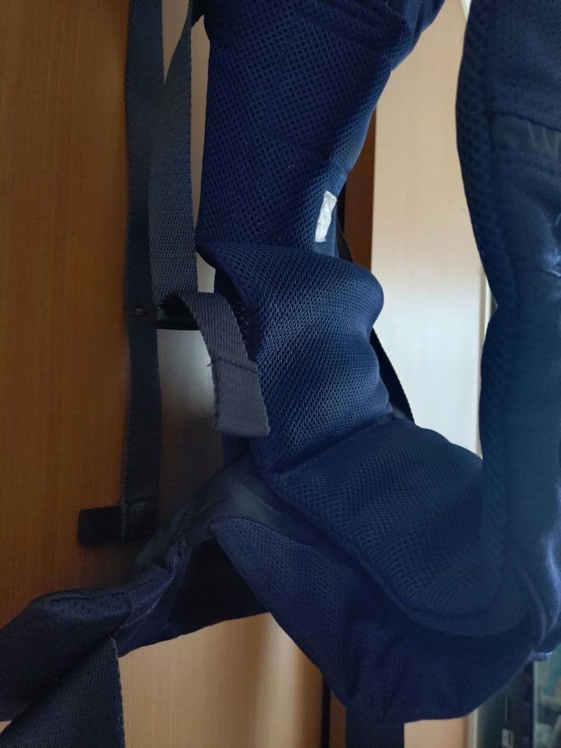 【ほぼ新品】アンジェレッテ　ベビーキャリア オン ネイビー　日本製　抱っこ紐