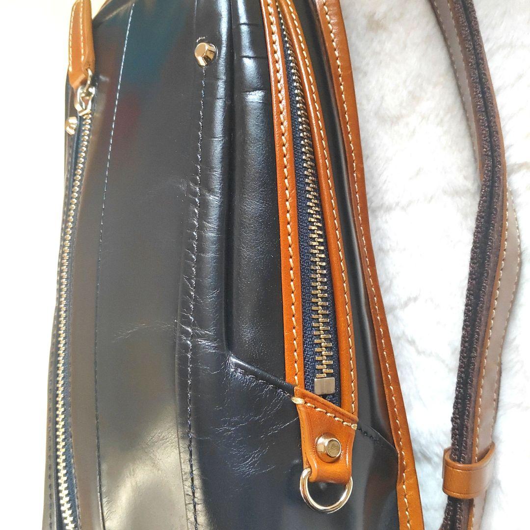 限定色CiaoチャオITALYレザーキーファノイ　ネイビー ボディバッグ未使用