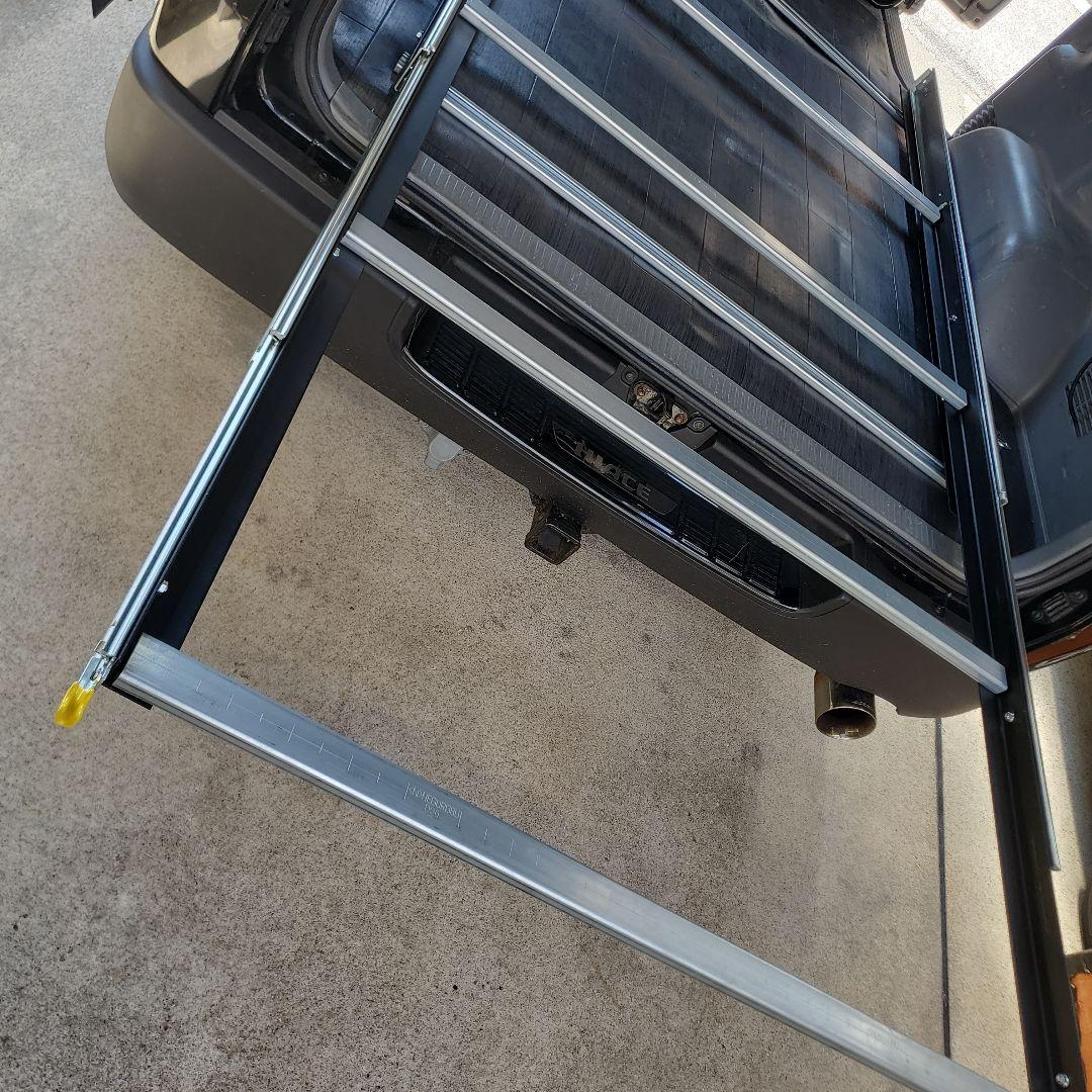 ハイエース スライドフロア フレーム おおとり様