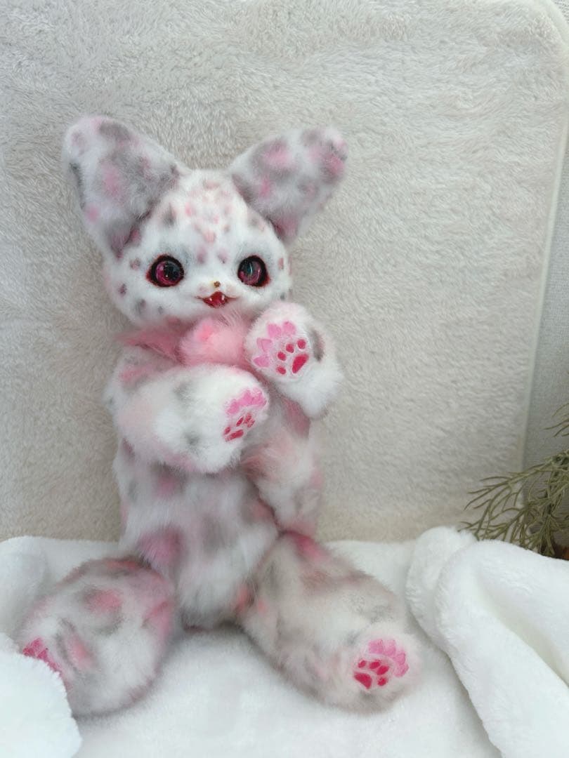 コ*ア様 ハンドメイド　アートドール　ふわふわ　ヒョウ　トラ　ネコ　妖精　幼獣