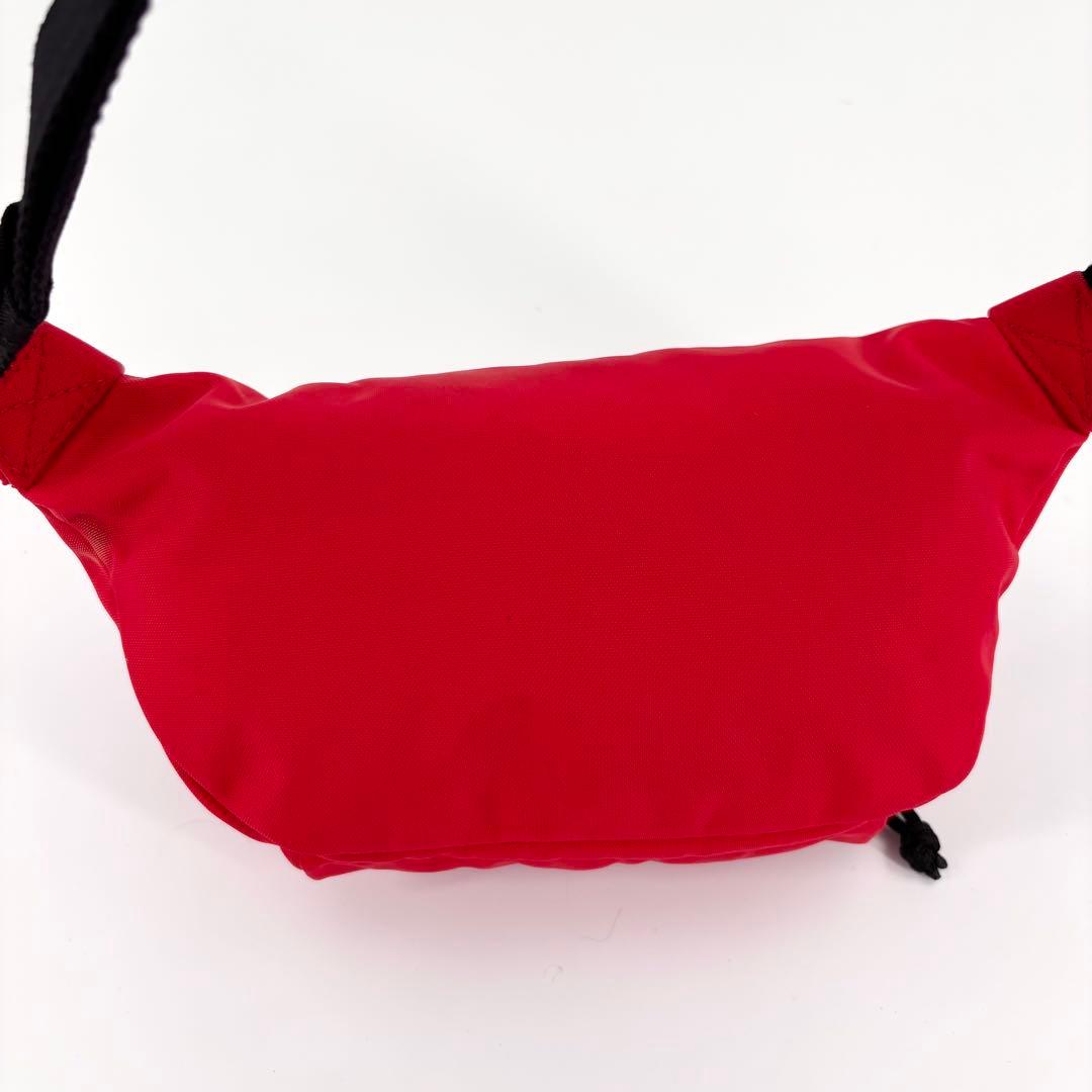 良品　バレンシアガ　ボディバッグ　レッド　ナイロン　ロゴ