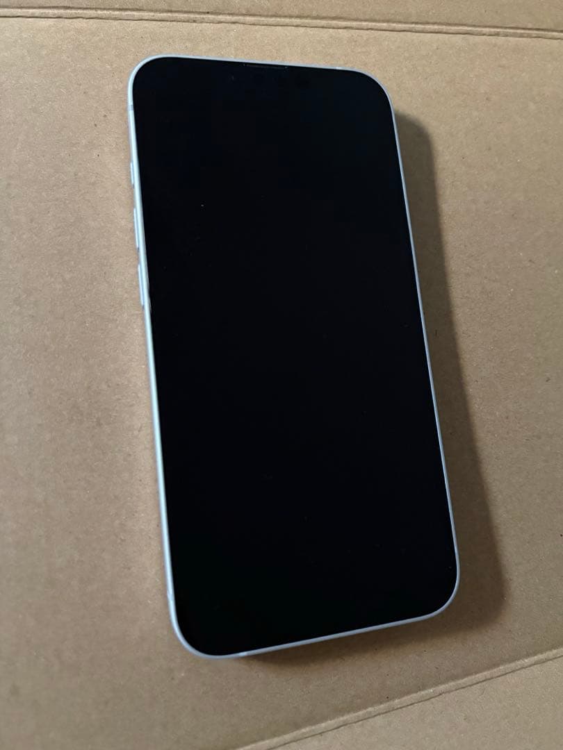 【美品】iPhone16e 256GB SIMフリー